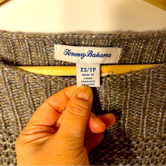 Tommy Bahama Grey with Golden Sparkles Modern Chic Cozy Sweater for Any Occasion - Picture 4 of 12